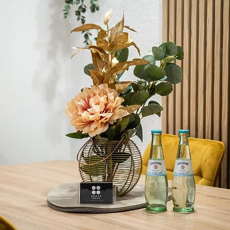 Essence I Zwei Schlafzimmer I Kueche I Parken I Waschmaschine I Smart-tv I Wlan Apartment