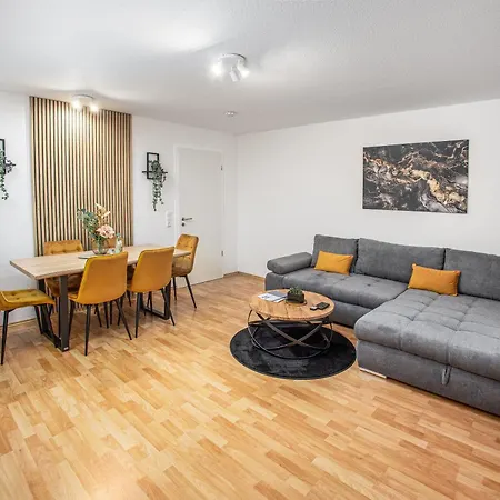 Apartment Essence I Zwei Schlafzimmer I Kueche I Parken I Waschmaschine I Smart-tv I Wlan