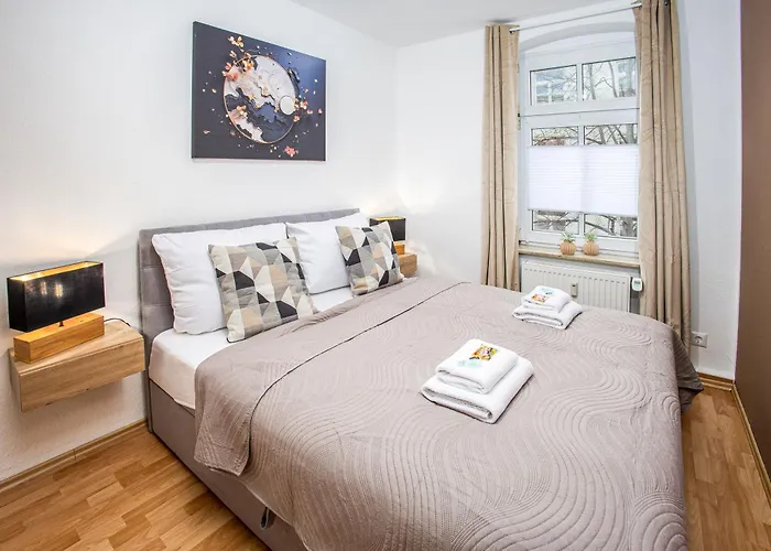 Essence I Zwei Schlafzimmer I Kueche I Parken I Waschmaschine I Smart-tv I Wlan Magdeburg