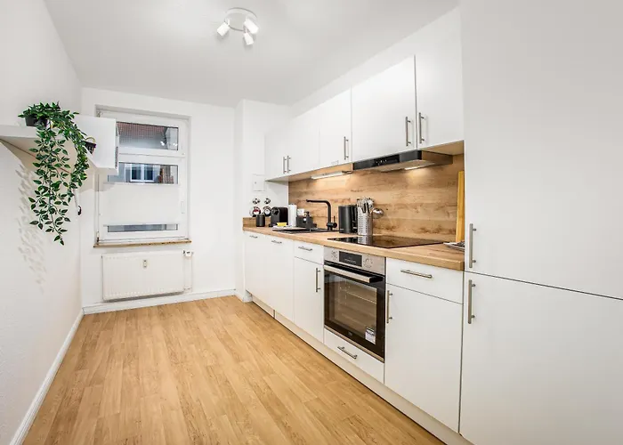 Essence I Zwei Schlafzimmer I Kueche I Parken I Waschmaschine I Smart-tv I Wlan Apartment