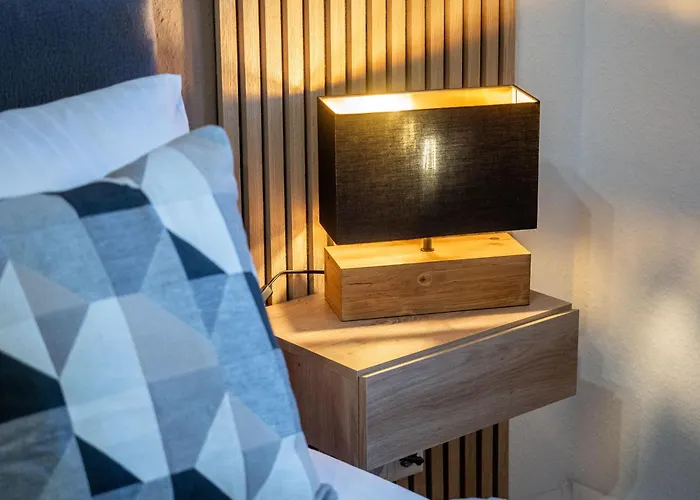 Apartment Essence I Zwei Schlafzimmer I Kueche I Parken I Waschmaschine I Smart-tv I Wlan Magdeburg